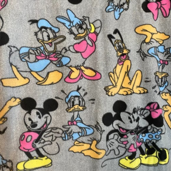 Disney Women's Fleece Nightgown Sleep Shirt Size 2XL Mickey Minnie Daffy Pluto - Picture 4 of 9